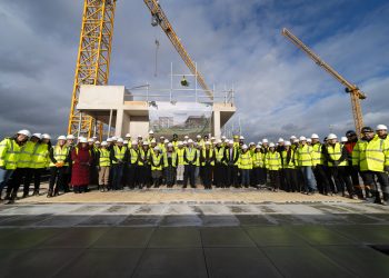 Major New Velindre Cancer Centre project milestone celebrated with topping out ceremony