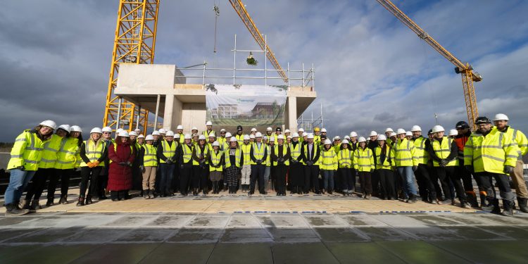 Major New Velindre Cancer Centre project milestone celebrated with topping out ceremony