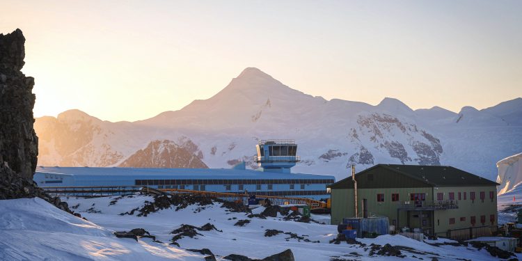 Largest UK Antarctic construction project completes on time and budget