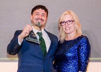 spacebands wins Best Start Up Business of the Year at the Welsh Business Awards