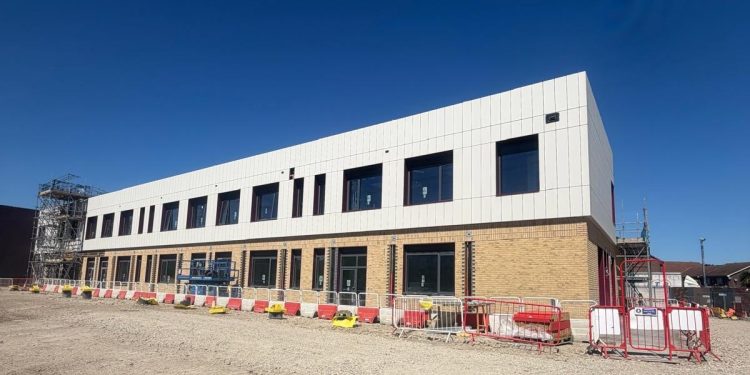 Reds10 Strengthens Façade Expertise with Investment