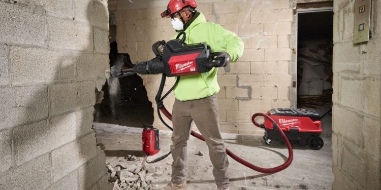 MX FUEL 10 kg Demolition Hammer Delivers Corded Power, Without the Cord