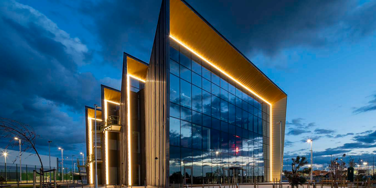 GOLDBECK Completes Landmark “Hive” Facility at DP World London Gateway
